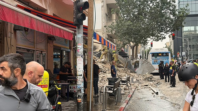 קריסת הבניין בתל אביב