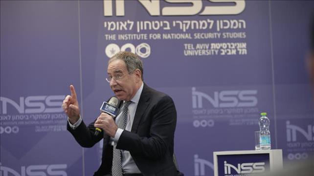 תומס ניידס
