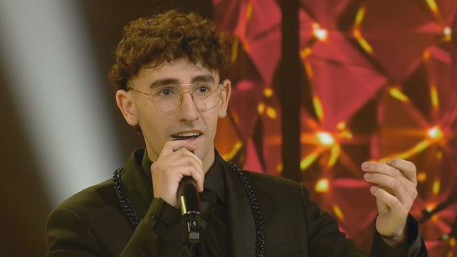 אדם אבו ג'בל בגמר "المايك الك - המיקרופון שלך", הערב