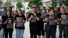 עוד חג בלעדיהם: התמרון בעזה מתרחב - ומשפחות החטופים זועקות