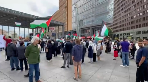 העוינות נגד ישראל באירופה מתגברת: ביוון יצאו נגד שגריר ישראל, בבוסניה משתמשים בהגדה לגיוס כספים לעזה