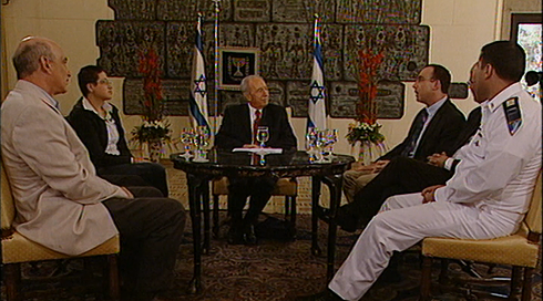 שמעון פרס | כאן ארכיון