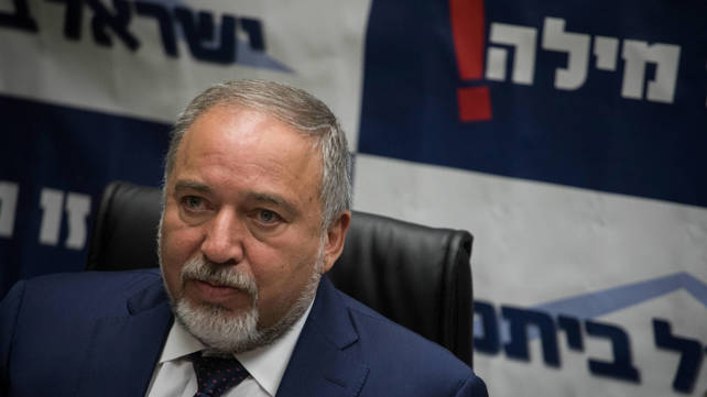 שר הביטחון, אביגדור ליברמן