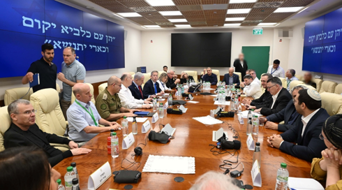 בצל הפיגוע והפגיעה בכוח צה"ל בעזה: הקבינט מתכנס