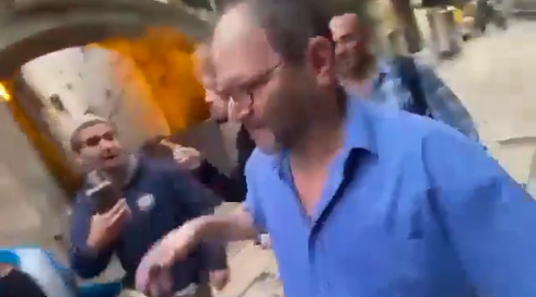 "בקרוב אצלך": האמירה המקוממת של עומר כסיף