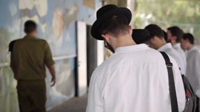 חוק הגיוס המקל על השולחן - האם הוא באמת יביא לגיוס חרדים? 