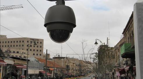 המשטרה מקדמת: שימוש במצלמות למעקב וזיהוי פנים