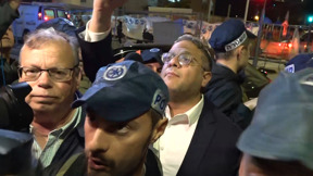 מפקד הכלא לשעבר: "פוטרתי כי סירבתי לבקשות בן גביר להטיב עם מחבלים יהודים"