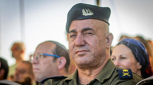אחרי כהונה סוערת: מפקד חיל הים מסיים את תפקידו