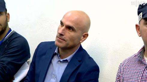 מין תמורת תשובות לבחינת הלשכה: התיעוד שסותר את גרסת אפי נוה