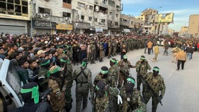 התהקלות במקום בו אמורות להימסר החטופות לידי הצלב האדום
