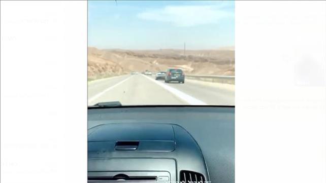 אושיית רשת, עקיפה בפס לבן רצוף בכביש מסוכן