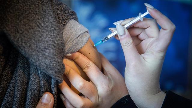 חיסון קשישים, חיסון מנה שלישית, בני 60 ומעלה, קורונה, חיסון