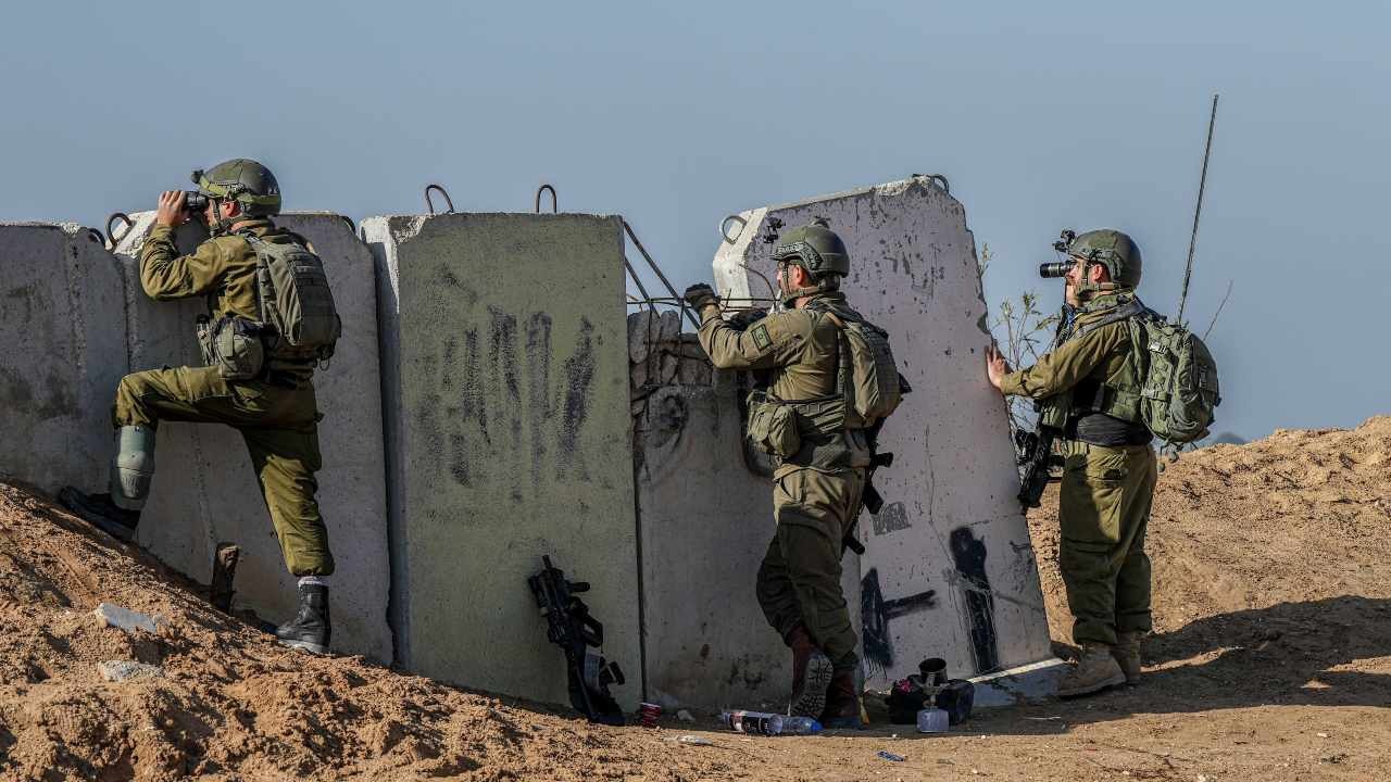 פלאש 90