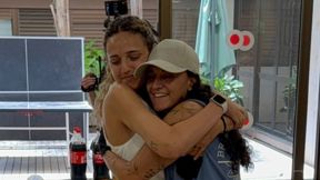 רומי גונן (משמאל) עם אמילי דמארי במרכז הרפואי שיבא, הבוקר