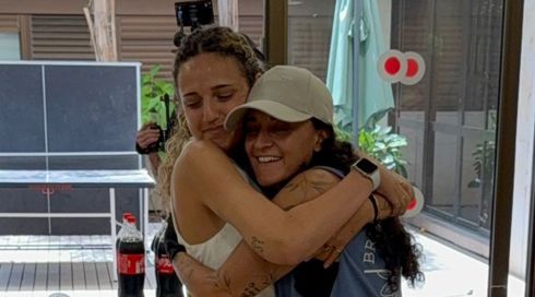 "עוד צעד לקראת החופש": רומי גונן שוחררה מביה"ח בתום חמישה חודשי אשפוז