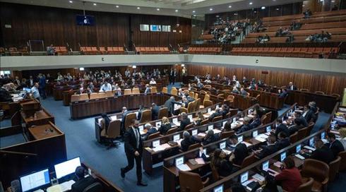 הקואליציה לא תקדם את הרפורמה בחודש הראשון לאחר הפגרה