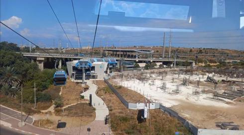 כשעה באוויר: בשל תקלה - הרכבלית בחיפה נתקעה