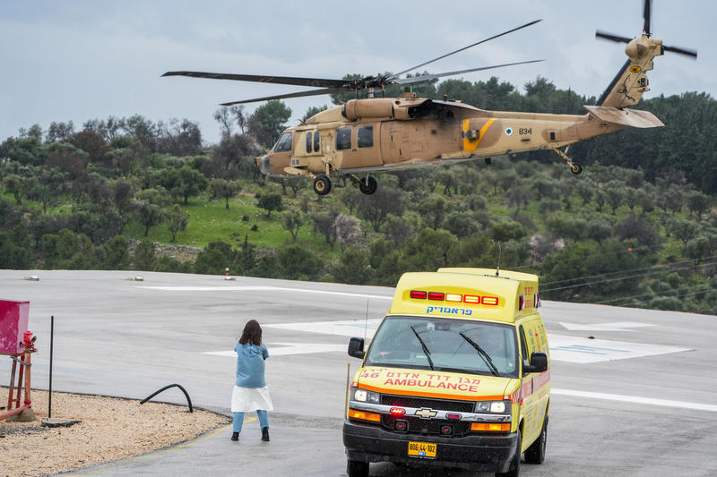פינוי חיילים פצועים לבית החולים זיו בצפת, פברואר 2024