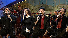 להקת "הכל עובר חביבי". 1999