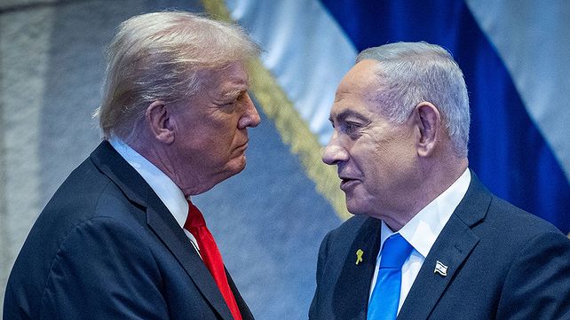 בנימין נתניהו ודונלד טראמפ במליאת הכנסת, 13.10.25