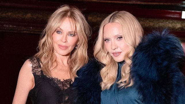 מדונה (מימין) עם קיילי מינוג, בתוכנית Madonna & Graham