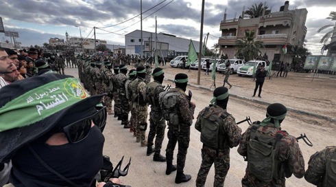 מקורות פלסטינים: מתנהל מו"מ קדחתני לשחרור חטופים חללים לפני יום חמישי