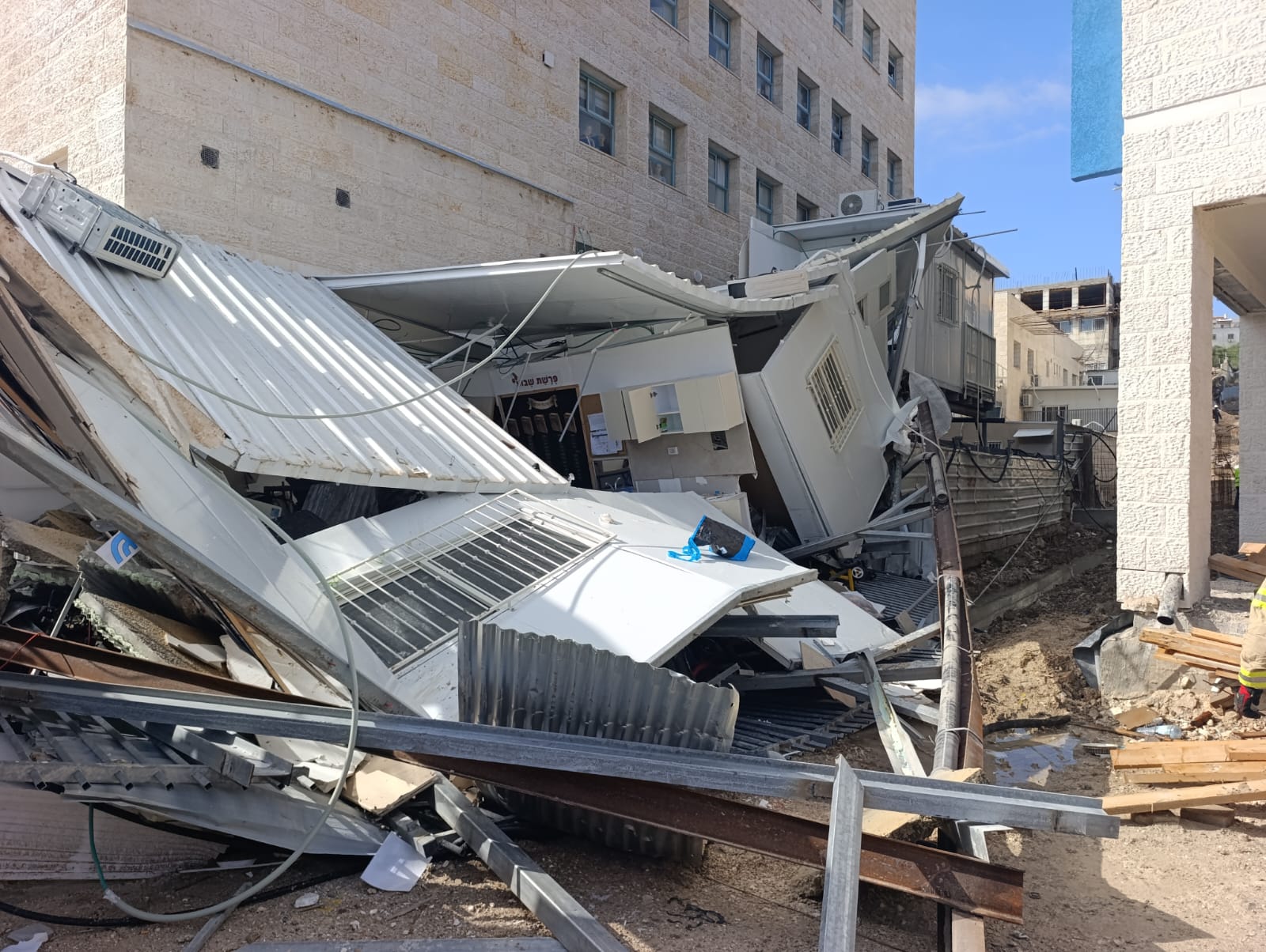 מבנה של גן ילדים שקרס בבית שמש