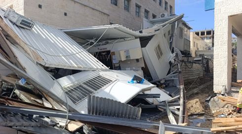 ארבע ילדות נפצעו בקריסת מבנה גן ילדים בבית שמש