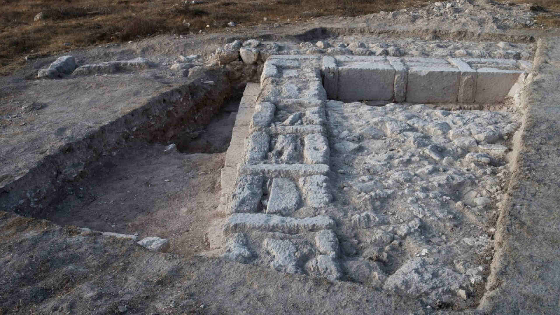 המקדש שאותר בלכיש