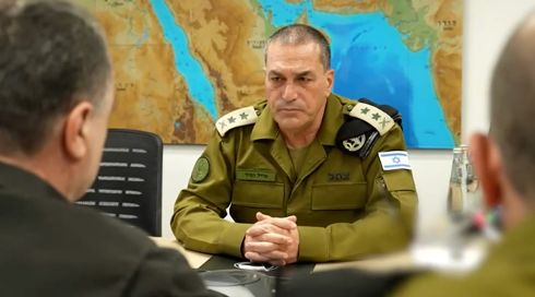שר הביטחון נגד הרמטכ"ל: "נעזר ביועצים אנטי-ממשלתיים"