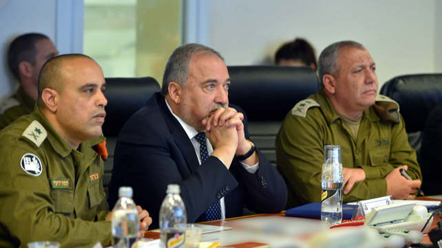 שר הביטחון, אביגדור ליברמן