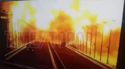 הבכיר האוקראיני לפני הפיצוץ בגשר קרץ': בנייתו – לא חוקית