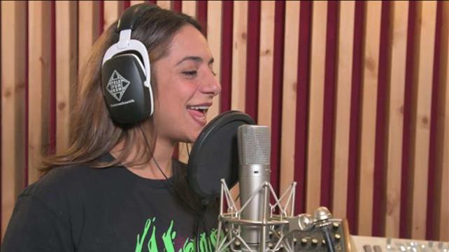 לא רק קארדי בי: הראפרית הישראלית שמאחדת נשים