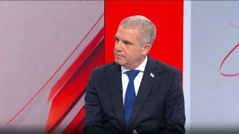 לראשונה בשידור חי: גל הירש חושף את סודות המו