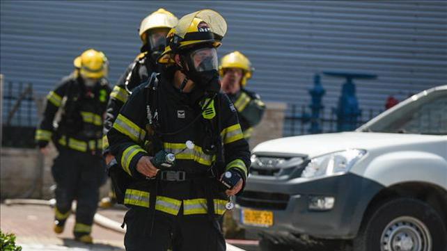 דליפת האמוניה בעכו, לוחמי אש, כבאים