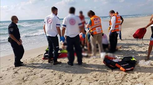גבר ואישה טבעו למוות סמוך לחוף הבתולה בקריית ים (1)