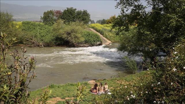 נהר הירדן על גדות כפר בלום, הגליל העליון, 08.04.2019