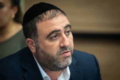 לפני פרישת ארבל: מנכ
