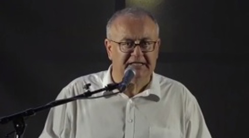 "ביקשו ממני לרצוח אותך": הווידוי של ראש עיריית טירה בשידור חי