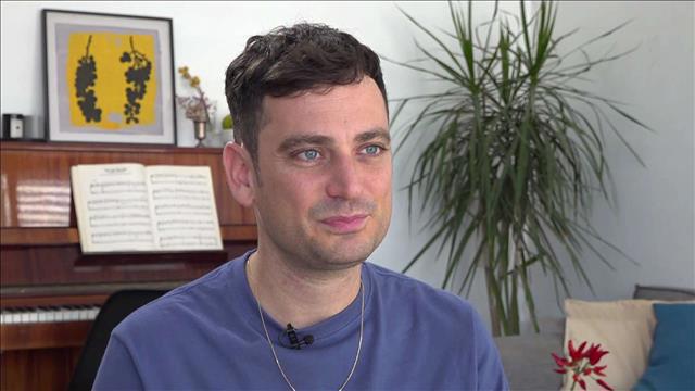 "עבדתי קשה להיות מאושר": הדרך אל החופש של ידידיה ויטל