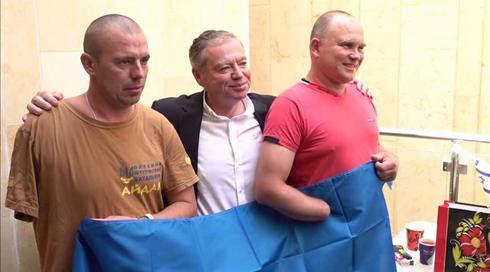 "קטעו את כף ידי הימנית": חיילים אוקראינים פצועי מלחמה באו לטיפול רפואי בארץ