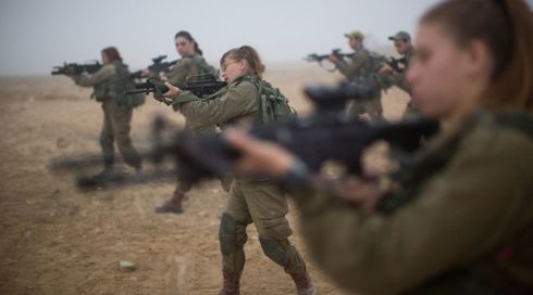 רבנים מהציונות הדתית במכתב לרה"מ: "עצור את שילוב הלוחמות בצבא"
