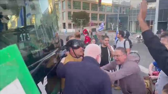 עימותים אלימים בתל אביב