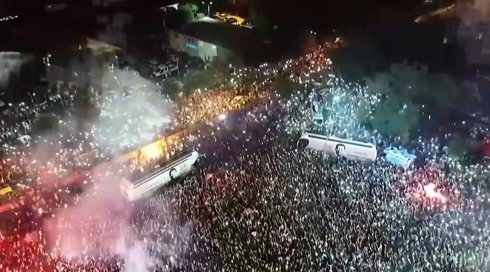 ארדואן עצר את יריבו הפוליטי רגע לפני שנבחר לרוץ נגדו - והצית מהומות ענק