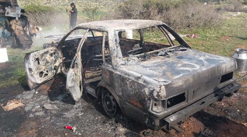 פורעים יהודים תקפו את הכפר תייסיר בבקעה: 3 פלסטינים נפצעו, רכבים ומבנים הוצתו