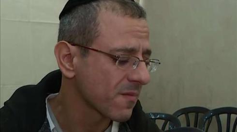 האב שאיבד את שני ילדיו בשריפה: "אין לנו לאן ללכת"