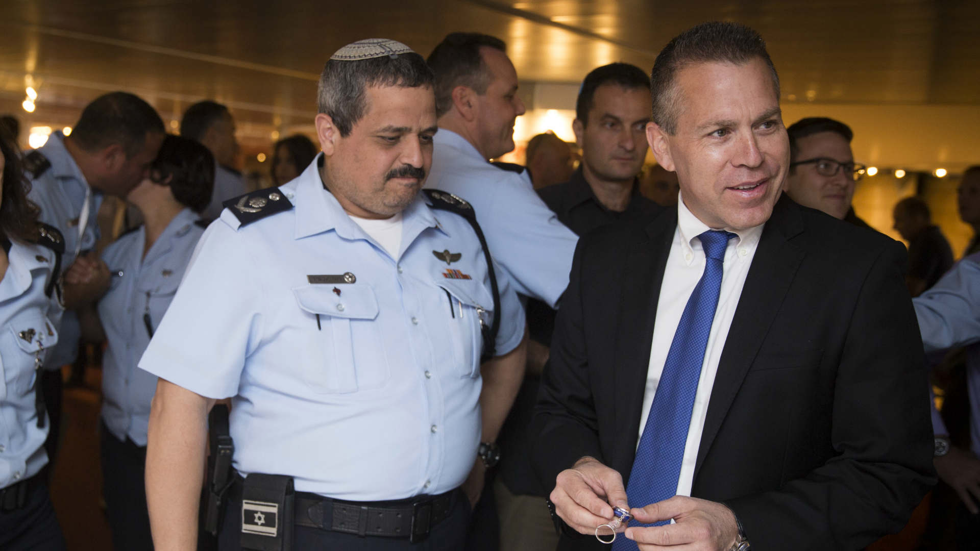 השר גלעד ארדן והמפכ"ל רוני אלשיך