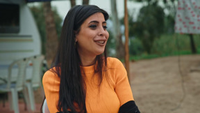 בשם האב - הצצה | "ילדה בת 14 וחצי עם פסיכופט"