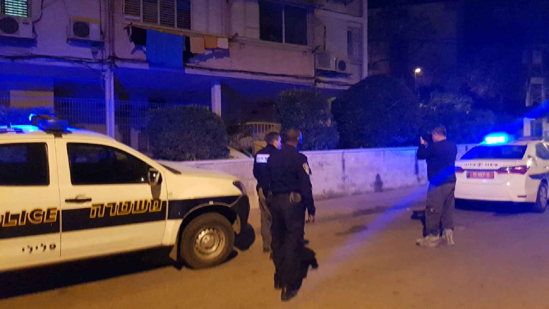 שוטרים בזירה